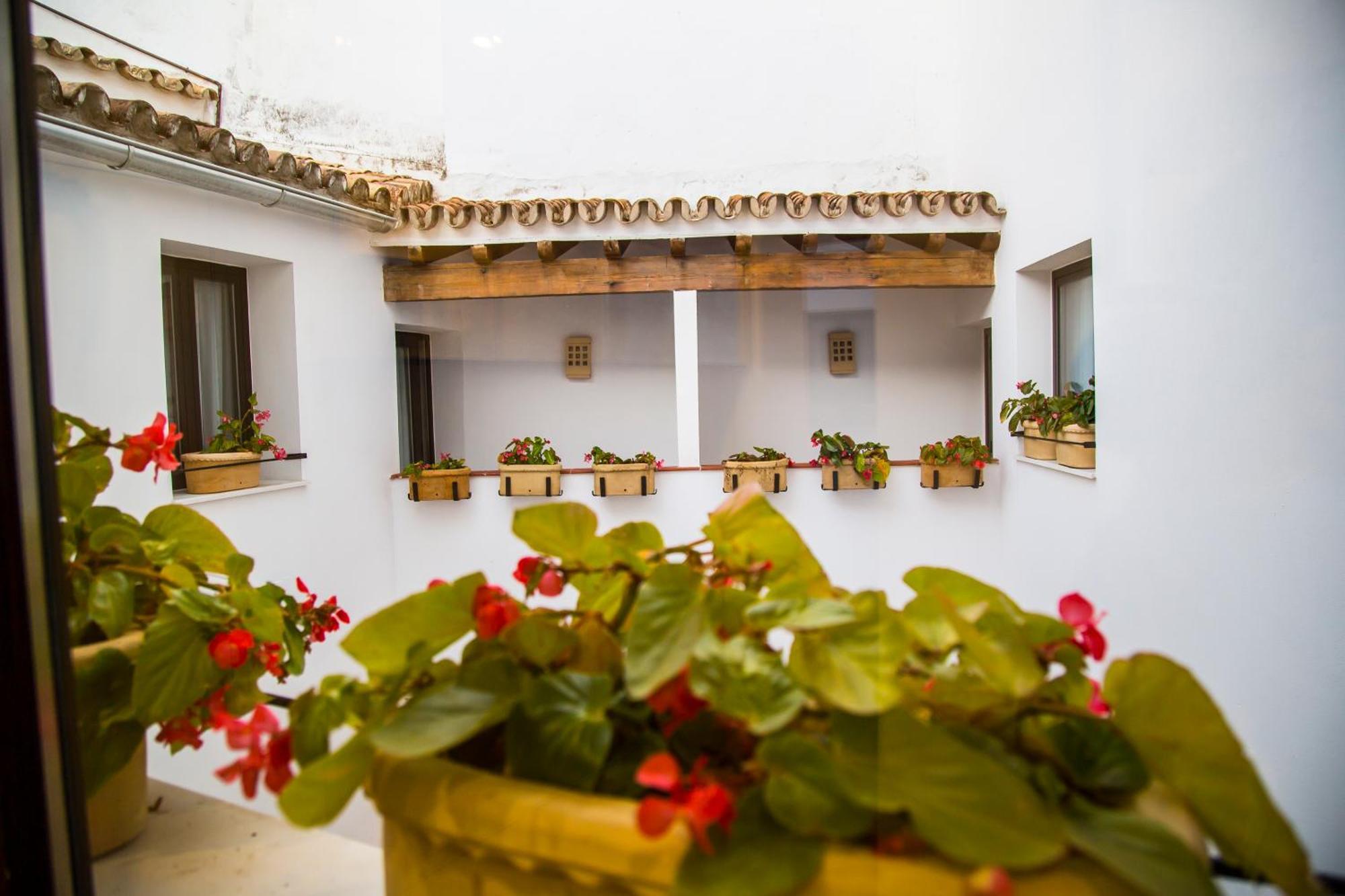 Hotel Legado Alcazar (Adults Only) Sevilla Eksteriør bilde