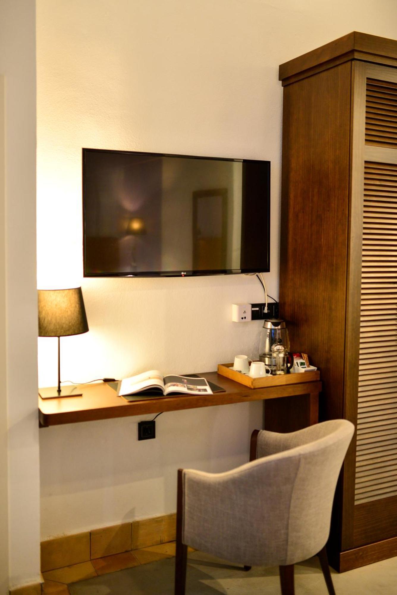 Hotel Legado Alcazar (Adults Only) Sevilla Eksteriør bilde